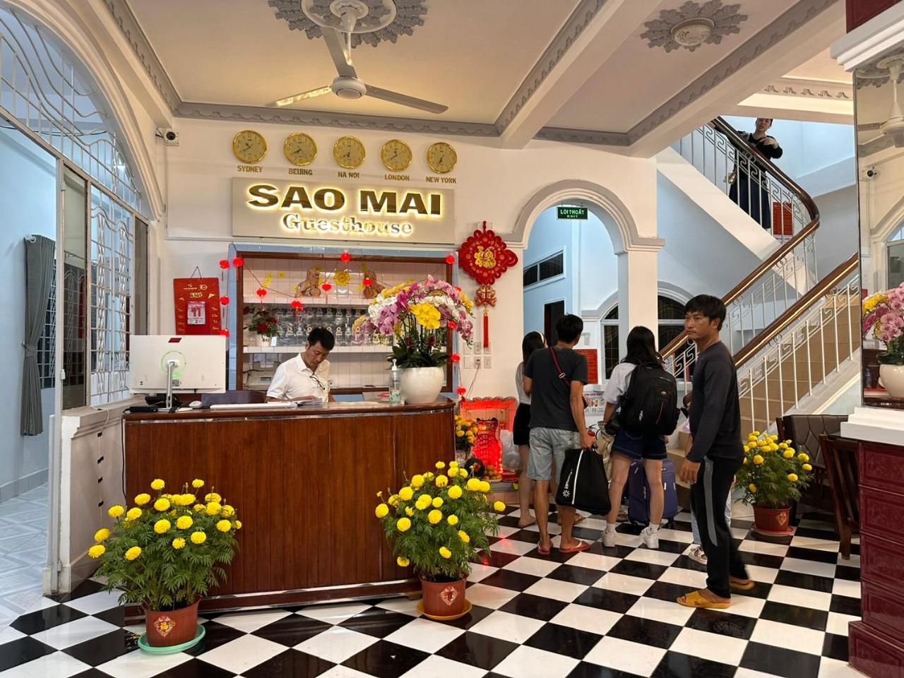 Отель Nha Nghi Sao Mai Хатьен Экстерьер фото